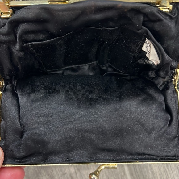 Vintage beaded scallop shell handbag - Picture 3 of 5